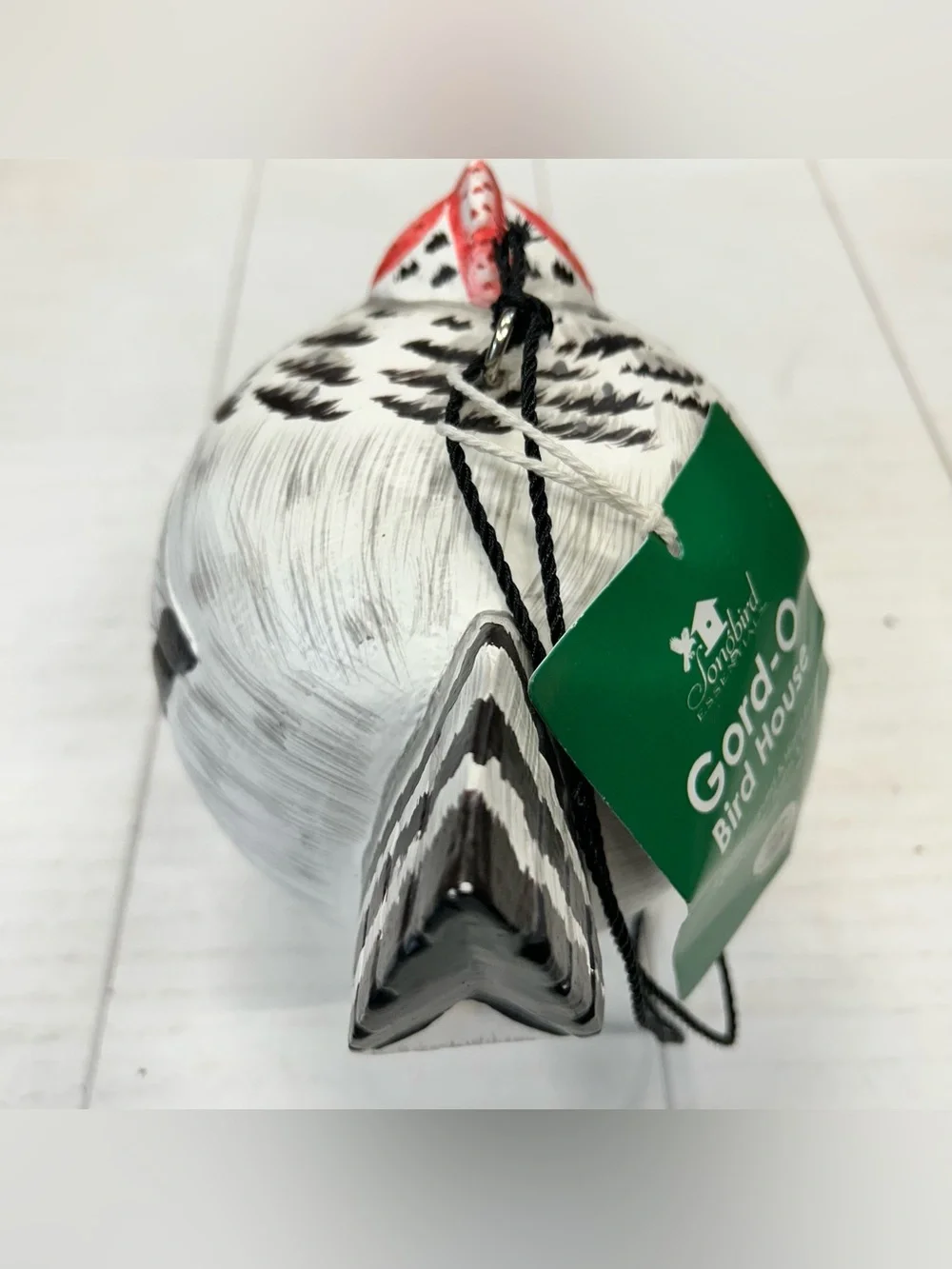 Gord-O Hen Birdhouse‎ Gray NWT